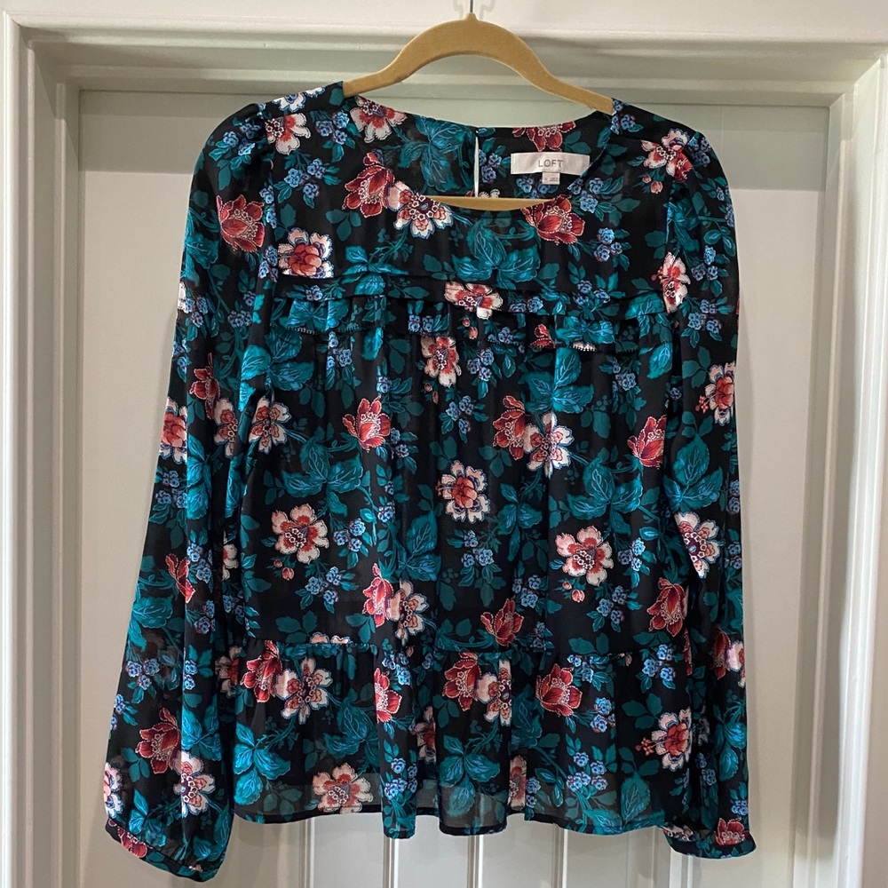 NWOT Loft blouse ruffle detail